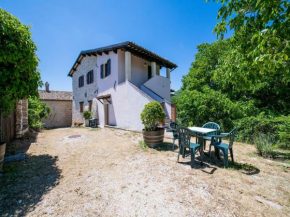 Peaceful Holiday Home in Sellano with Pool